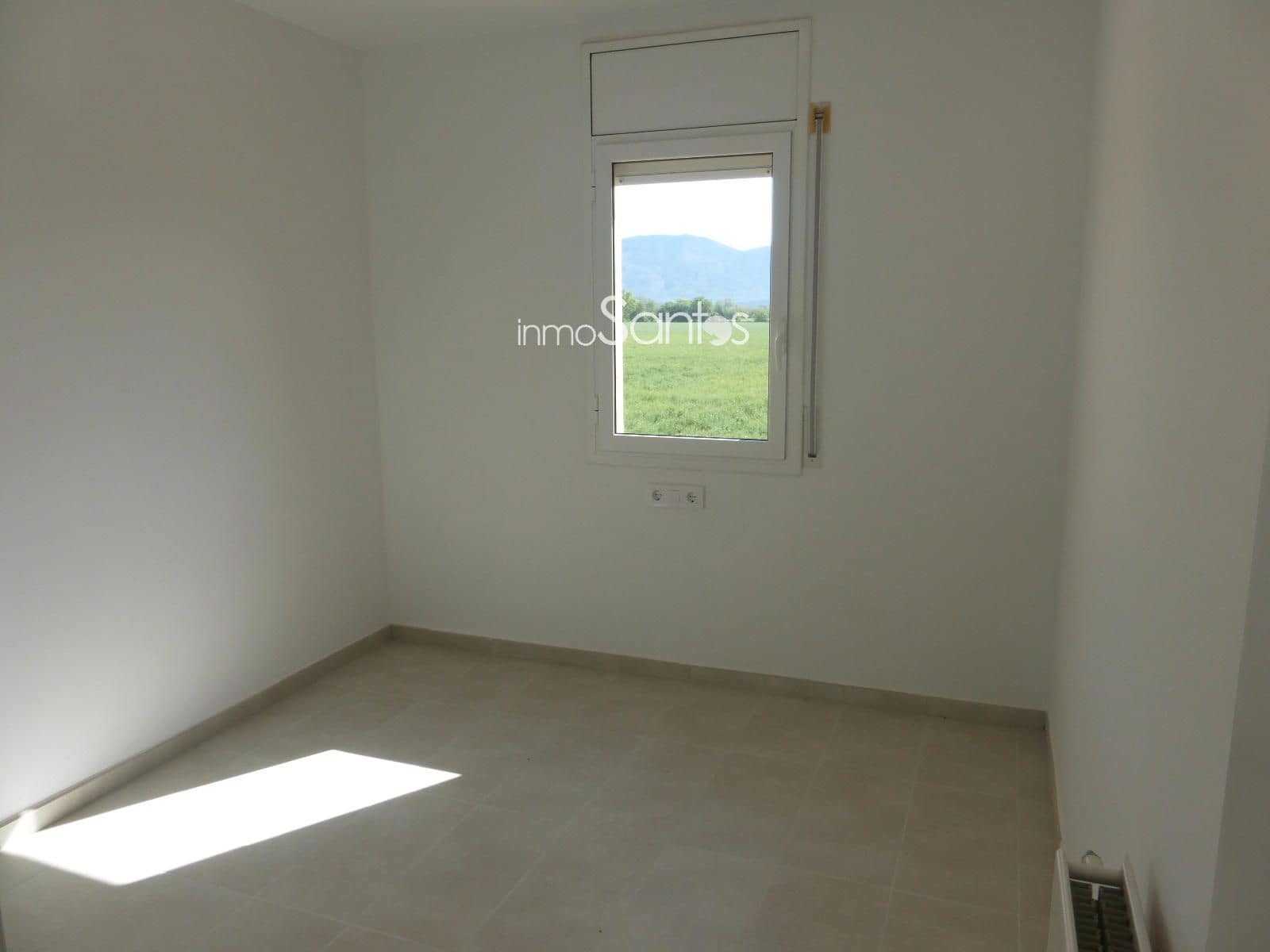 4 bedroom Townhouse for sale in Empuriabrava - € 295,000 (Ref: 9720268)