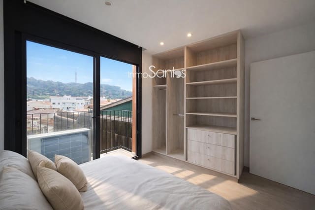 2 slaapkamer Penthouse te huur in Gerona stad - € 1.400 (Ref: 9720278)