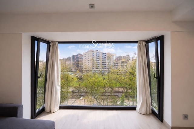 2 slaapkamer Penthouse te huur in Gerona stad - € 1.400 (Ref: 9720278)