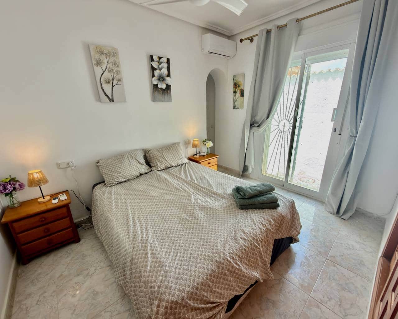 4 soveværelse Villa til salg i Ciudad Quesada med swimmingpool garage - € 439.000 (Ref: 10008010)