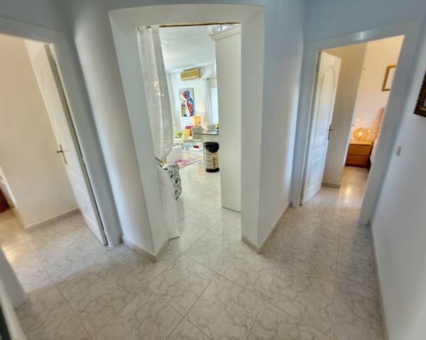 4 bedroom Villa for sale in Doña Pepa, Rojales with pool garage - € 575,000 (Ref: 10014663)