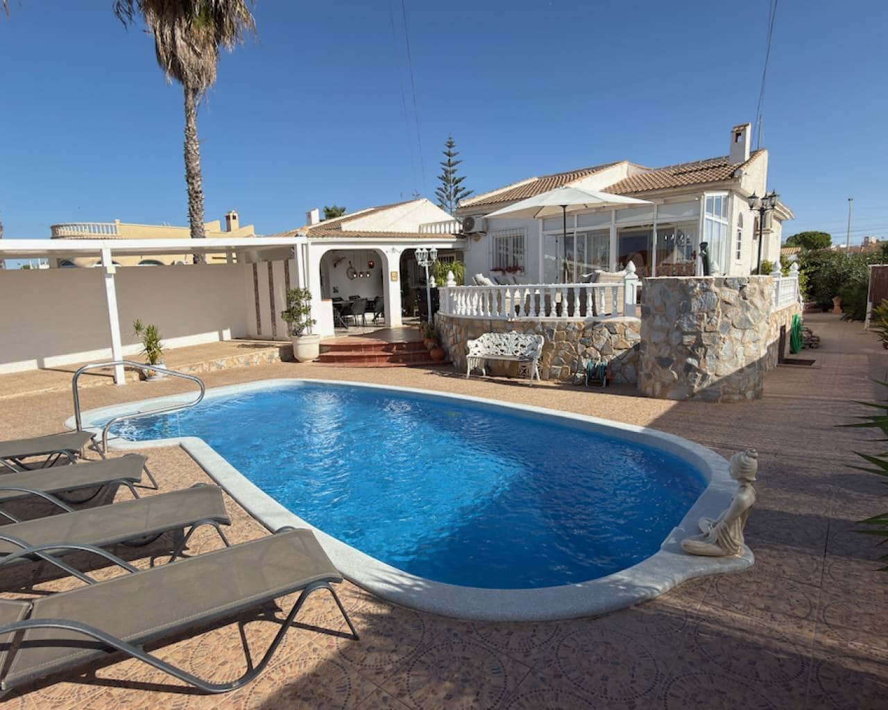 3 chambre Villa/Maison à vendre à San Luis avec piscine garage - 399 900 € (Ref: 10051981)