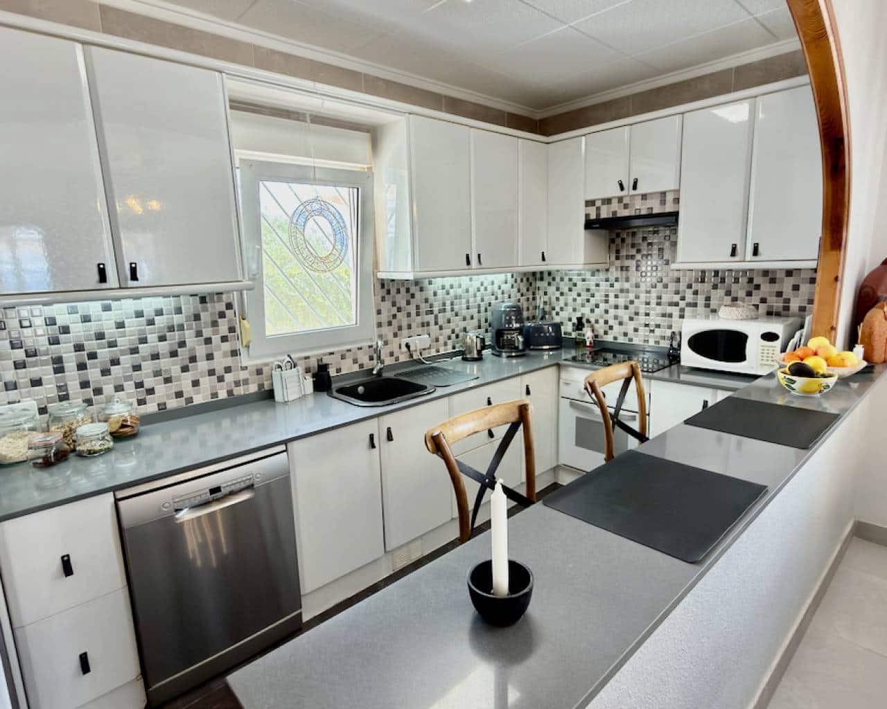 3 chambre Villa/Maison à vendre à San Luis avec piscine garage - 399 900 € (Ref: 10051981)