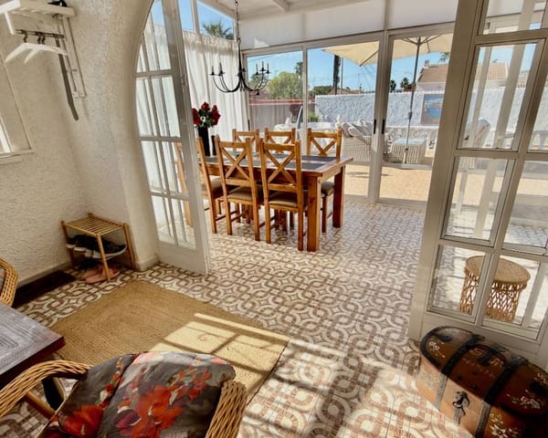 3 chambre Villa/Maison à vendre à San Luis, Torrevieja avec piscine garage - 399 900 € (Ref: 10051981)