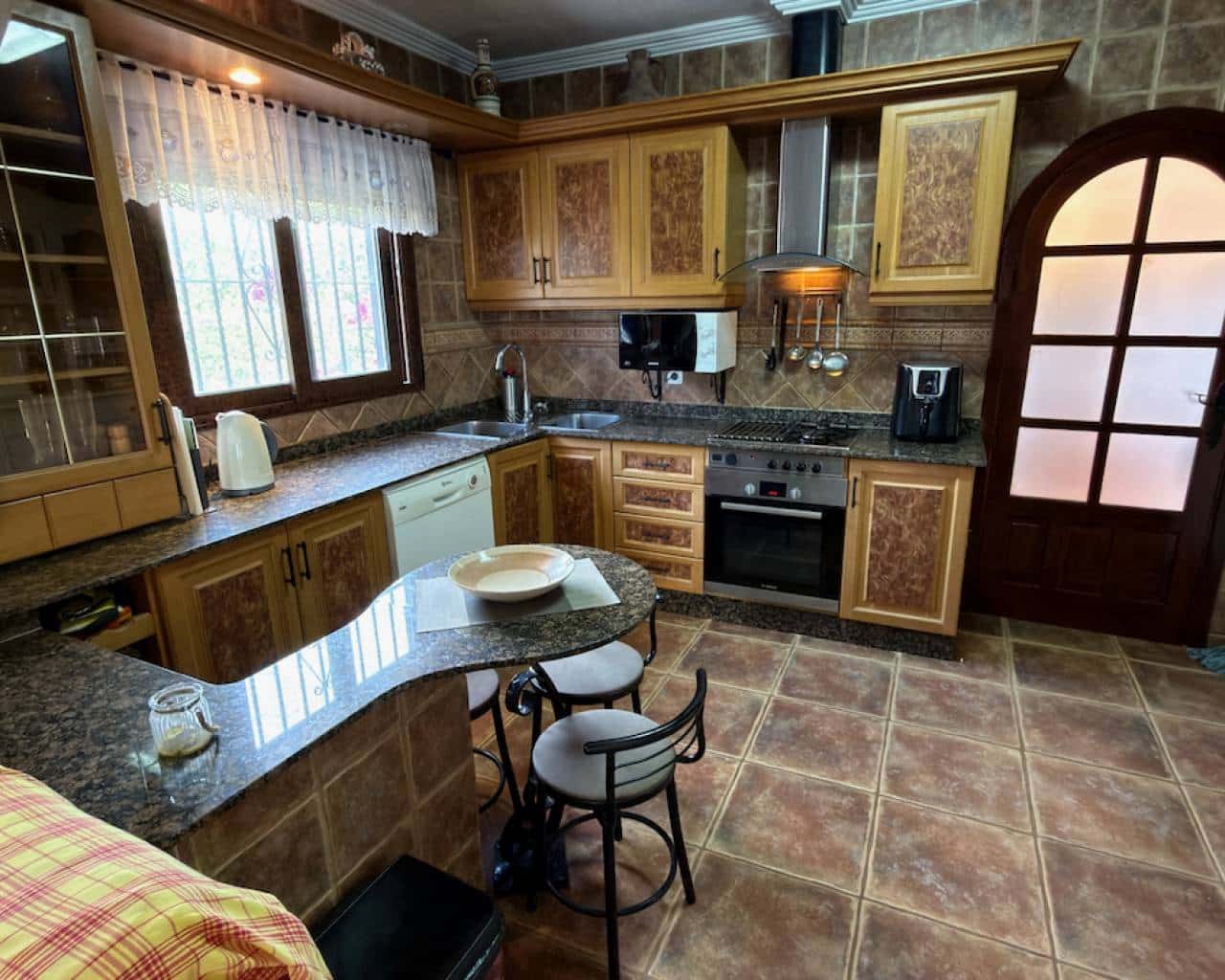 5 bedroom Villa for sale in Ciudad Quesada with pool garage - € 695,000 (Ref: 10062856)