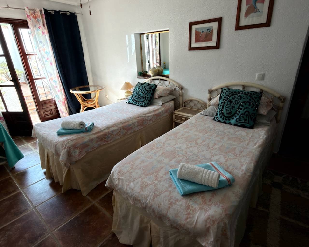 5 bedroom Villa for sale in Ciudad Quesada with pool garage - € 695,000 (Ref: 10062856)