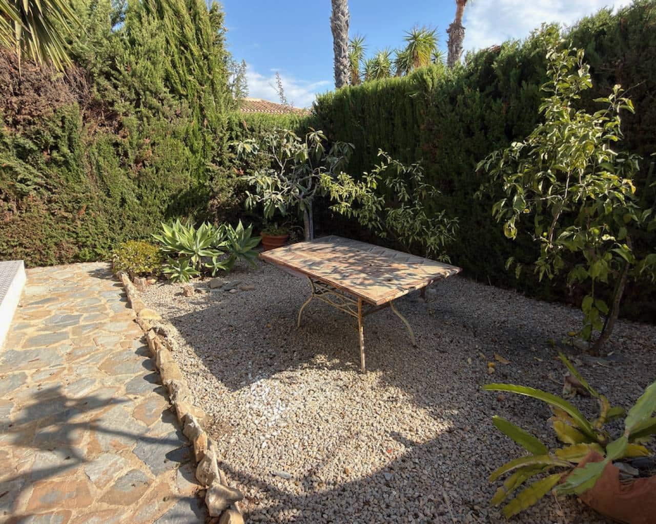 5 bedroom Villa for sale in Ciudad Quesada with pool garage - € 695,000 (Ref: 10062856)