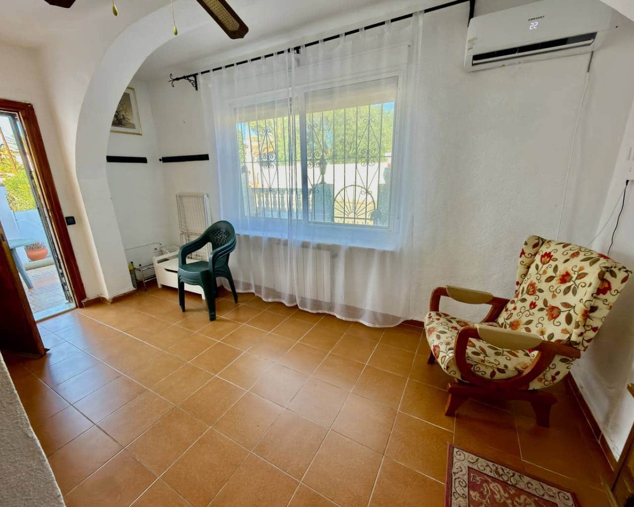 2 soveværelse Lejlighed til salg i Torrevieja med swimmingpool garage - € 160.000 (Ref: 10117092)