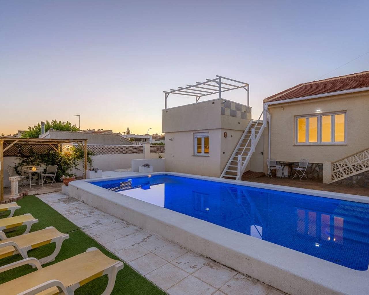 6 chambre Villa/Maison à vendre à Ciudad Quesada avec piscine garage - 725 000 € (Ref: 10120758)
