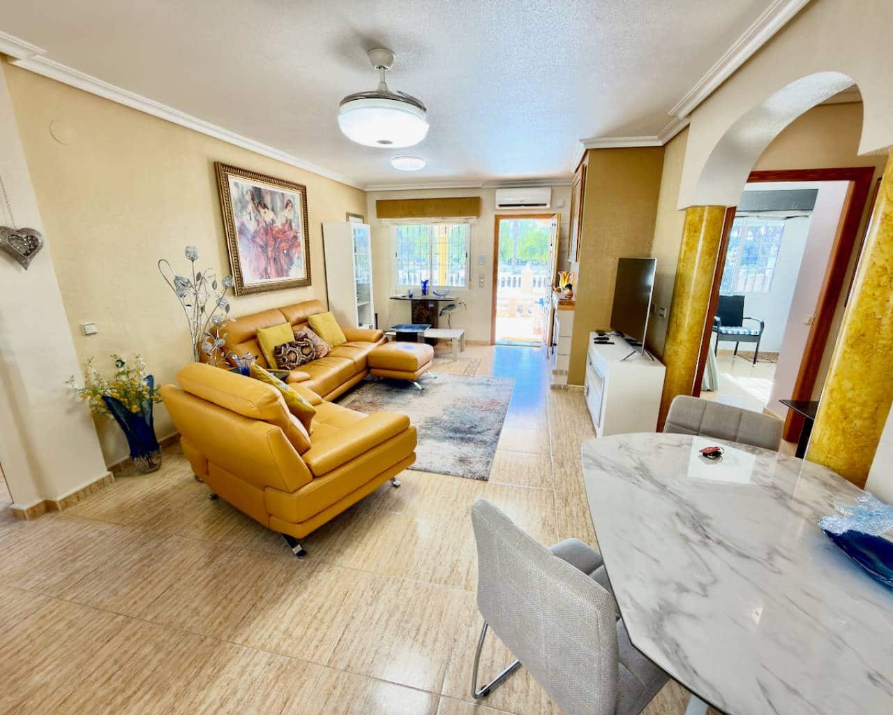 3 soveværelse Villa til salg i Guardamar del Segura med swimmingpool garage - € 399.995 (Ref: 10179380)