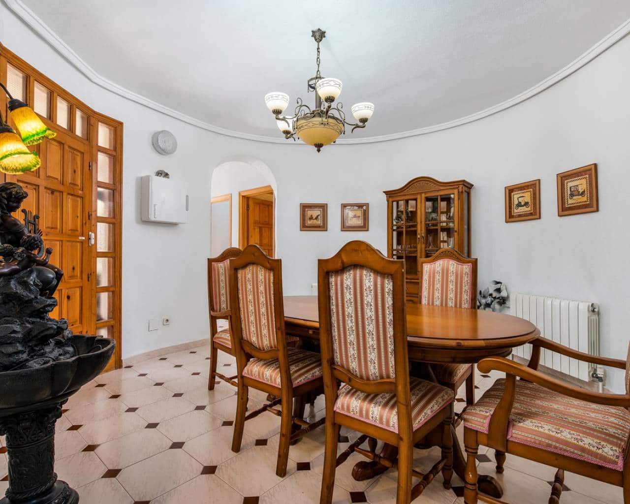 4 slaapkamer Villa te koop in Ciudad Quesada met zwembad garage - € 580.000 (Ref: 3578767)