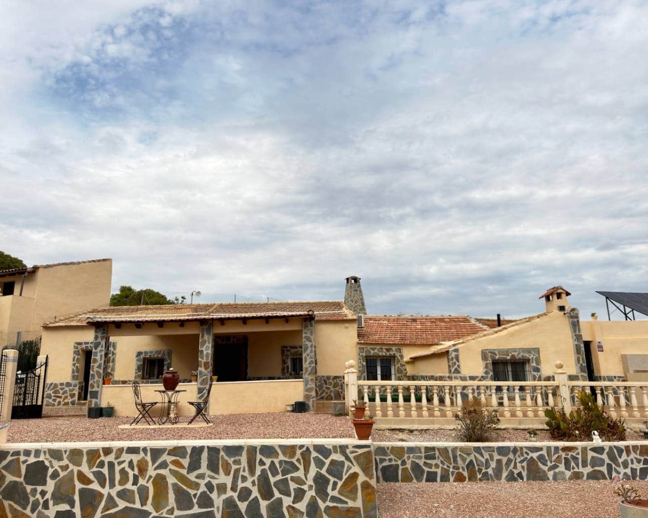 4 soverom Grottehus til salgs i La Murada med svømmebasseng garasje - € 275 000 (Ref: 6303266)