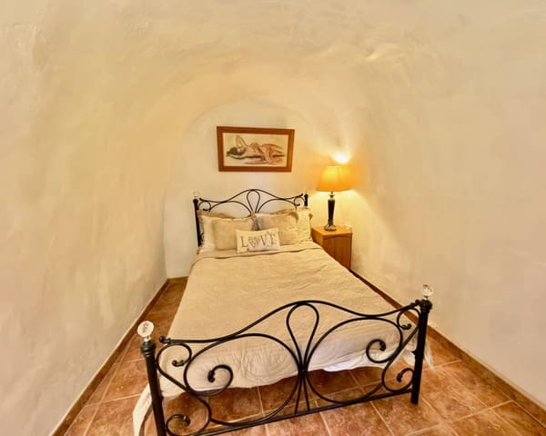 4 soverom Grottehus til salgs i La Murada, Orihuela med svømmebasseng garasje - € 275 000 (Ref: 6303266)