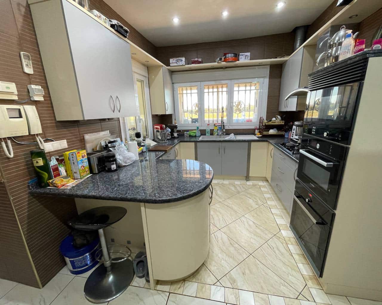 6 soveværelse Villa til salg i Guardamar del Segura med swimmingpool garage - € 900.000 (Ref: 6466928)