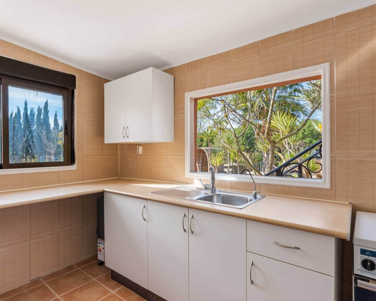 7 sypialnia Finka/Dom wiejski na sprzedaż w Catral z basenem - 975 000 € (Ref: 6682523)