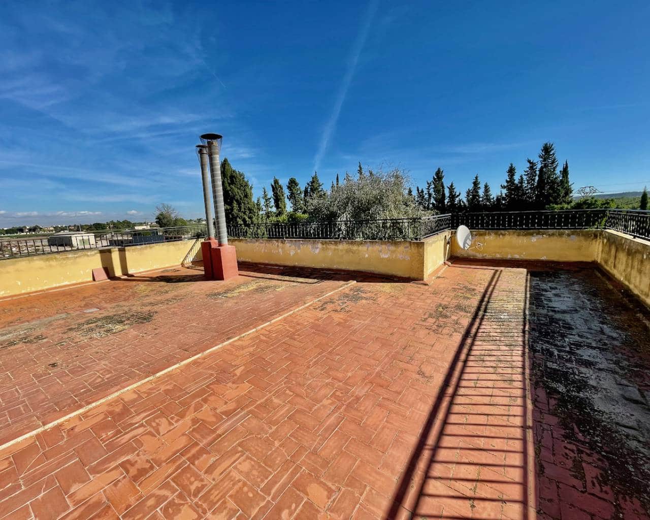 4 bedroom Finca/Country House for sale in Daya Nueva with garage - € 320,000 (Ref: 7253644)