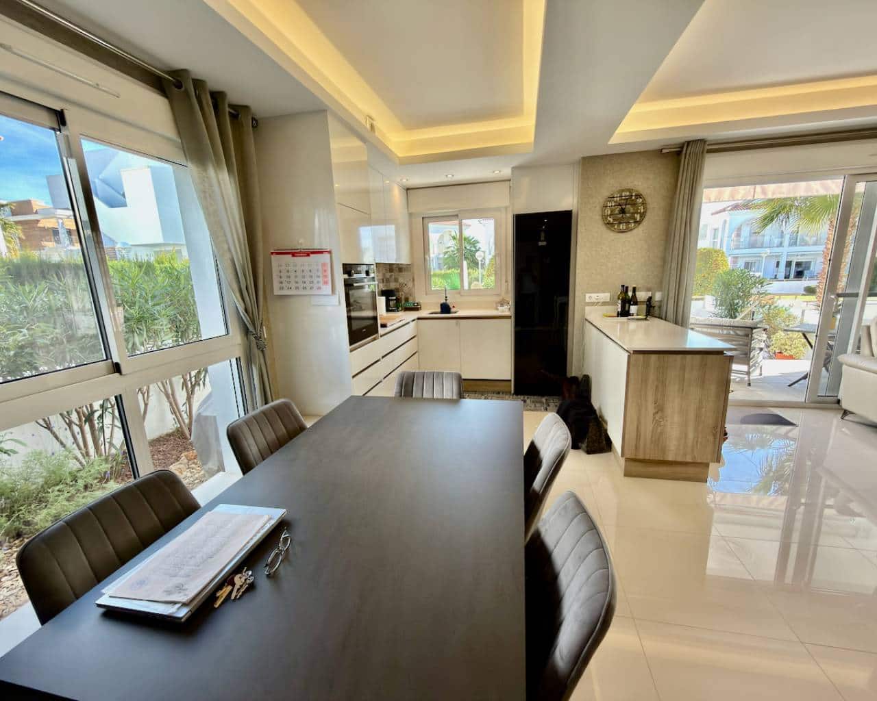 Apartamento de 2 habitaciones en Ciudad Quesada en venta con piscina garaje - 325.000 € (Ref: 7809969)