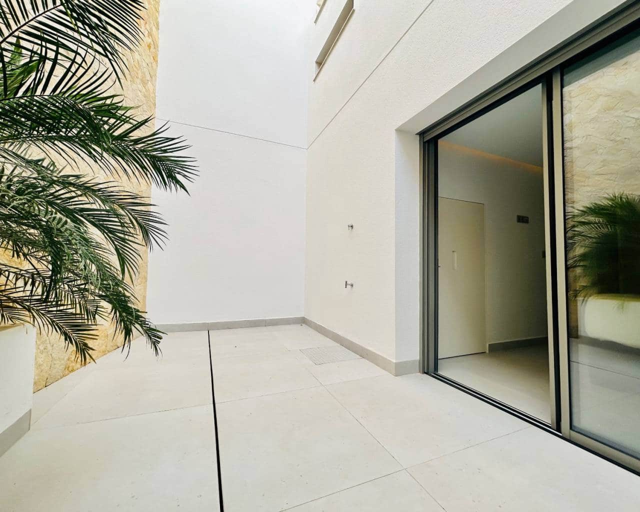 4 quarto Moradia para venda em Ciudad Quesada com piscina garagem - 1 799 000 € (Ref: 8039100)