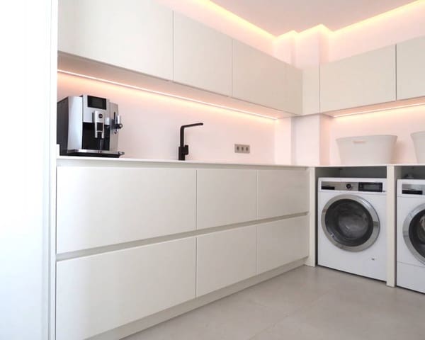 4 quarto Moradia para venda em Ciudad Quesada, Rojales com piscina garagem - 1 799 000 € (Ref: 8039100)