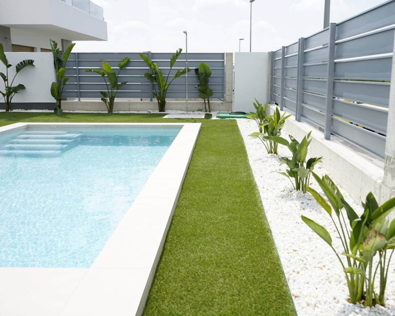 3 bedroom Villa for sale in Los Montesinos with pool - € 349,000 (Ref: 8132964)