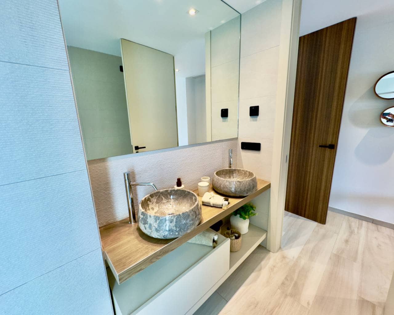 3 bedroom Villa for sale in Algorfa with pool garage - € 731,000 (Ref: 8145311)