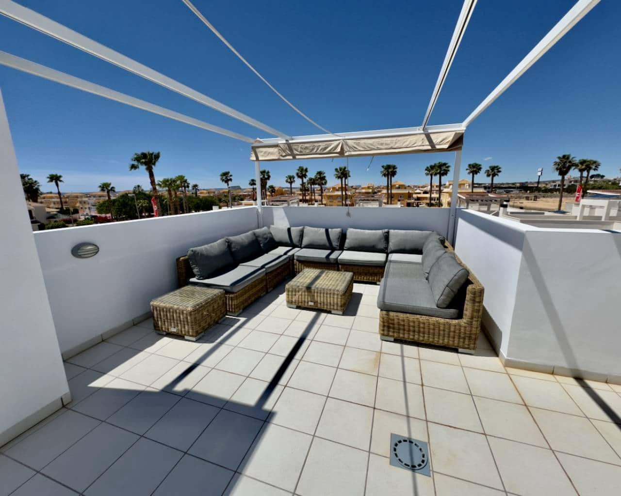 3 bedroom Villa for sale in Ciudad Quesada with pool garage - € 465,000 (Ref: 8274164)