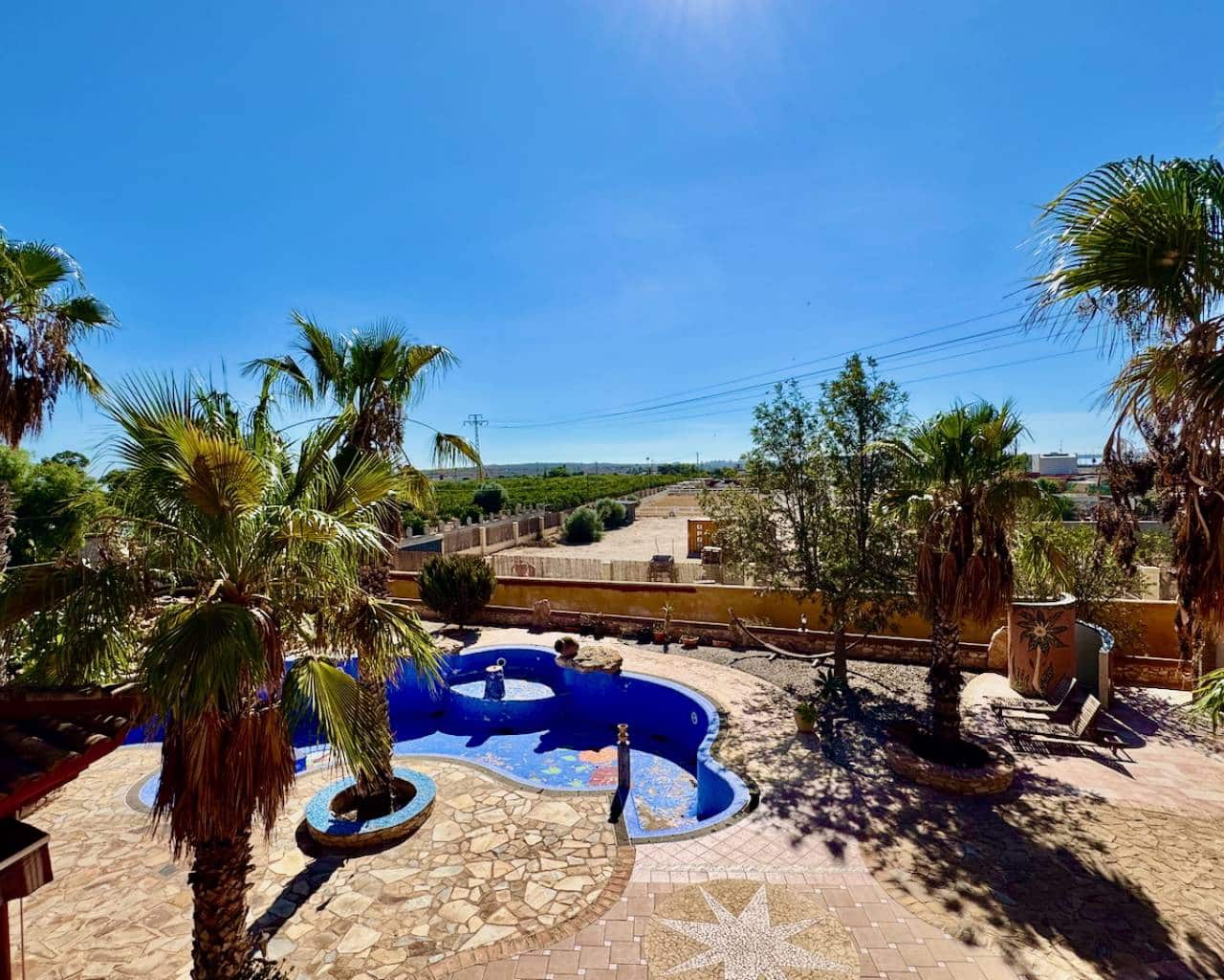 4 soveværelse Finca/Landehus til salg i Los Montesinos med swimmingpool - € 780.000 (Ref: 8660887)