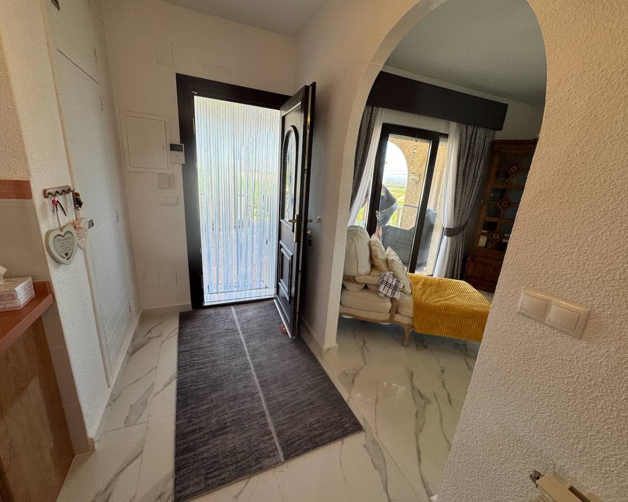 5 soveværelse Villa til salg i Algorfa med swimmingpool garage - € 685.000 (Ref: 9016604)