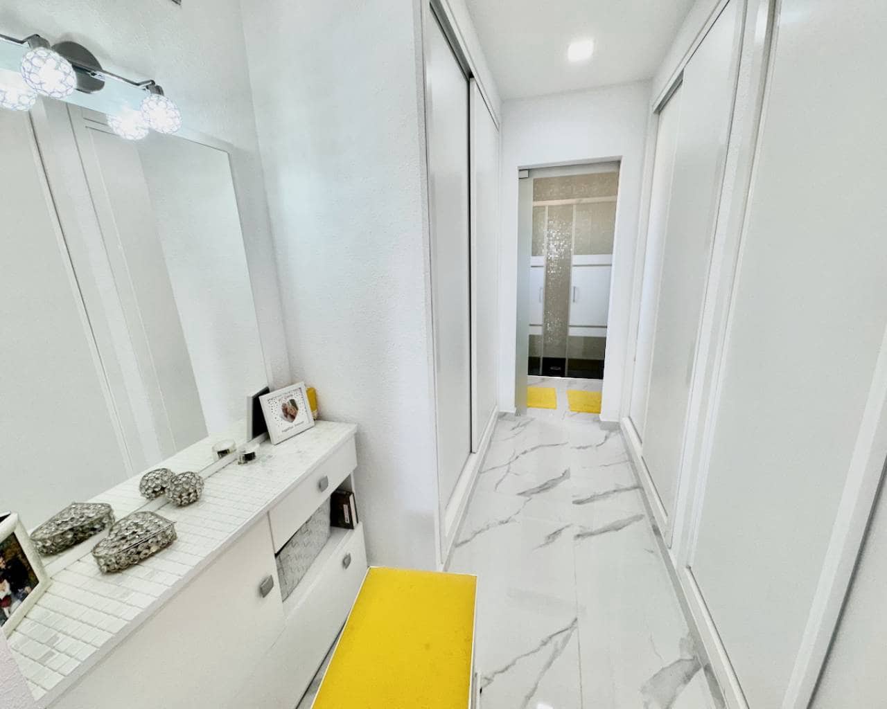 5 soveværelse Villa til salg i Algorfa med swimmingpool garage - € 685.000 (Ref: 9016604)