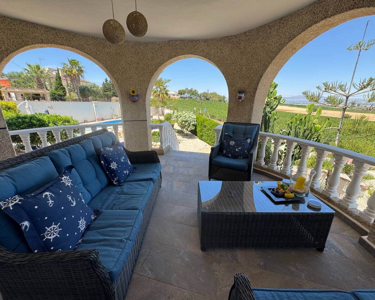 5 soveværelse Villa til salg i Algorfa med swimmingpool garage - € 685.000 (Ref: 9016604)