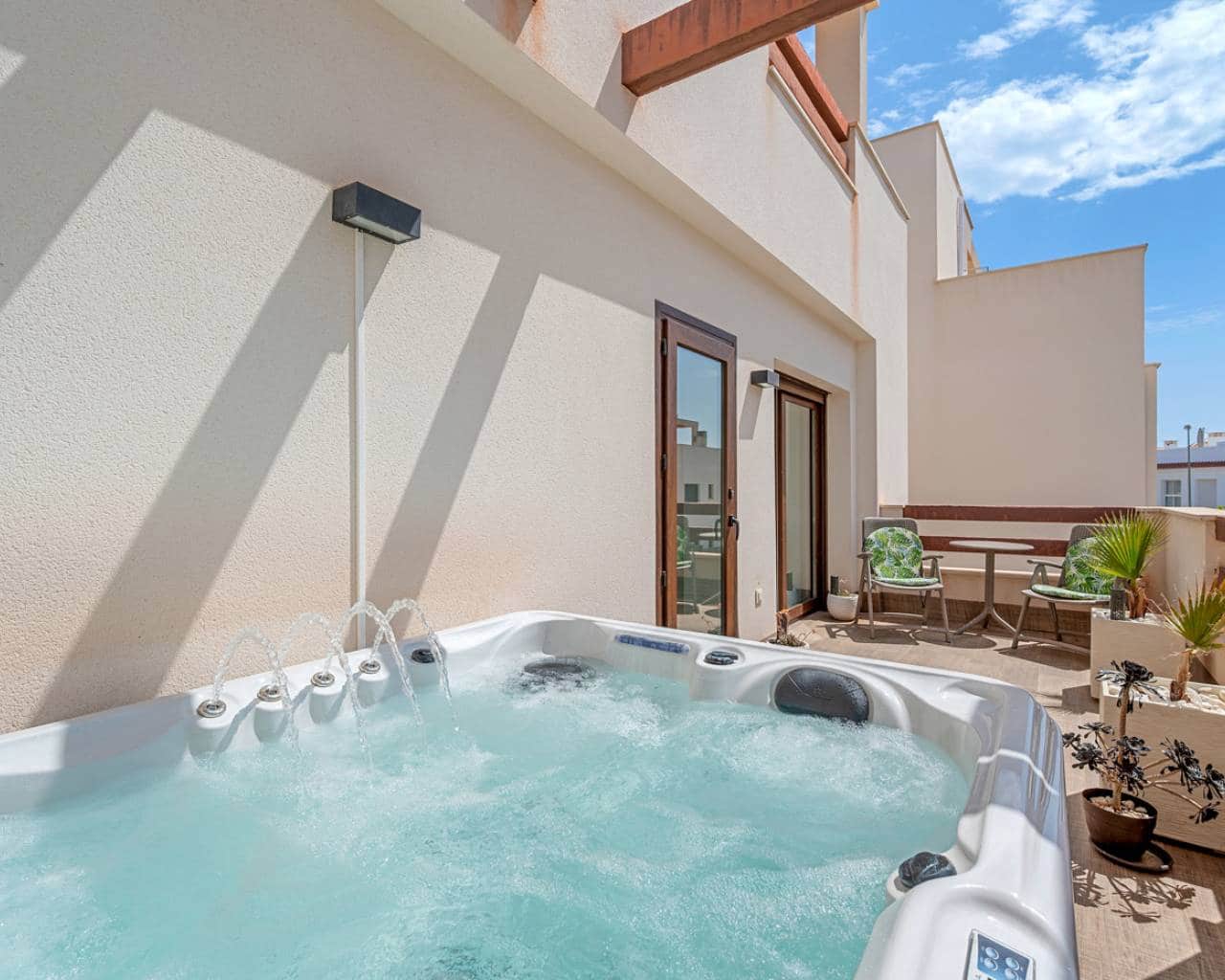 3 bedroom Villa for sale in Ciudad Quesada with pool - € 475,000 (Ref: 9053614)