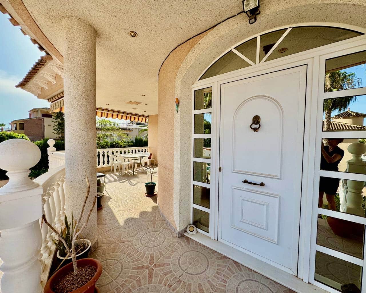 4 slaapkamer Villa te koop in Benferri met zwembad garage - € 249.995 (Ref: 9082751)