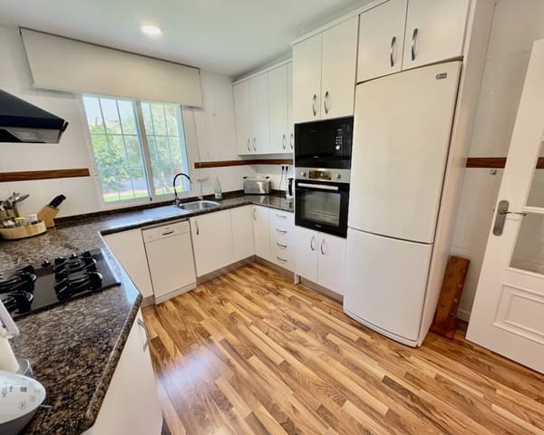 3 chambre Villa/Maison à vendre à Torrellano, Elche / Elx avec piscine garage - 525 000 € (Ref: 9109357)