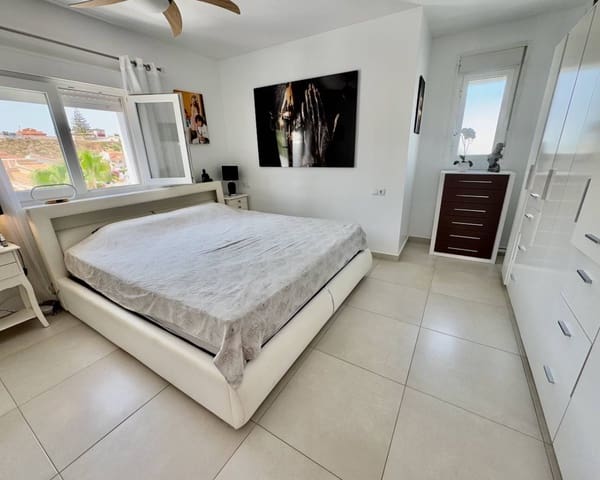 6 soverom Villa til salgs i Ciudad Quesada, Rojales med svømmebasseng garasje - € 635 000 (Ref: 9115547)