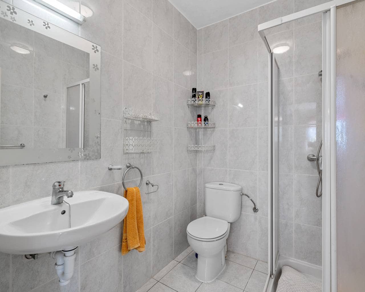 7 bedroom Villa for sale in Ciudad Quesada with pool garage - € 650,000 (Ref: 9251653)