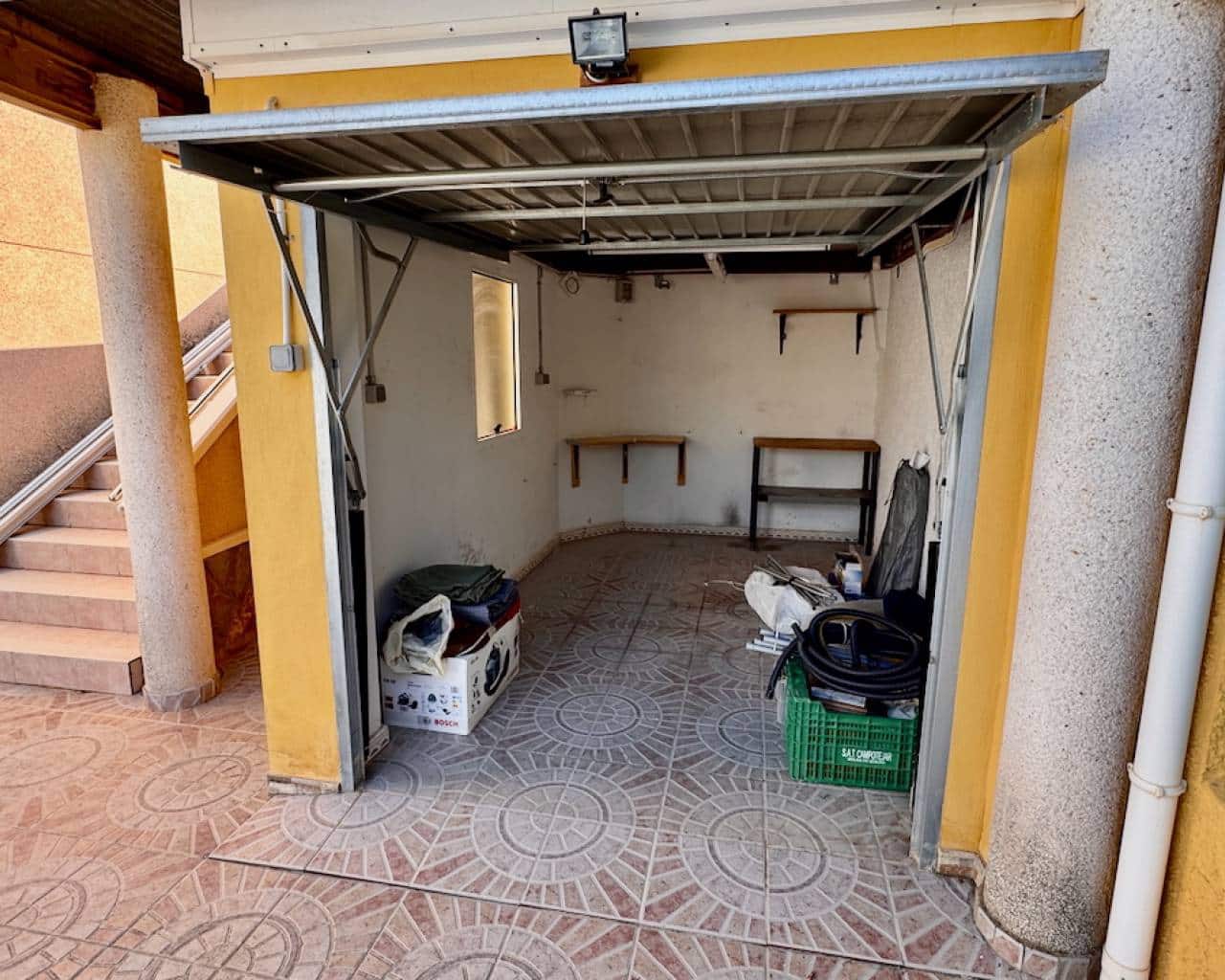 5 soveværelse Villa til salg i Benferri med swimmingpool garage - € 350.000 (Ref: 9283024)