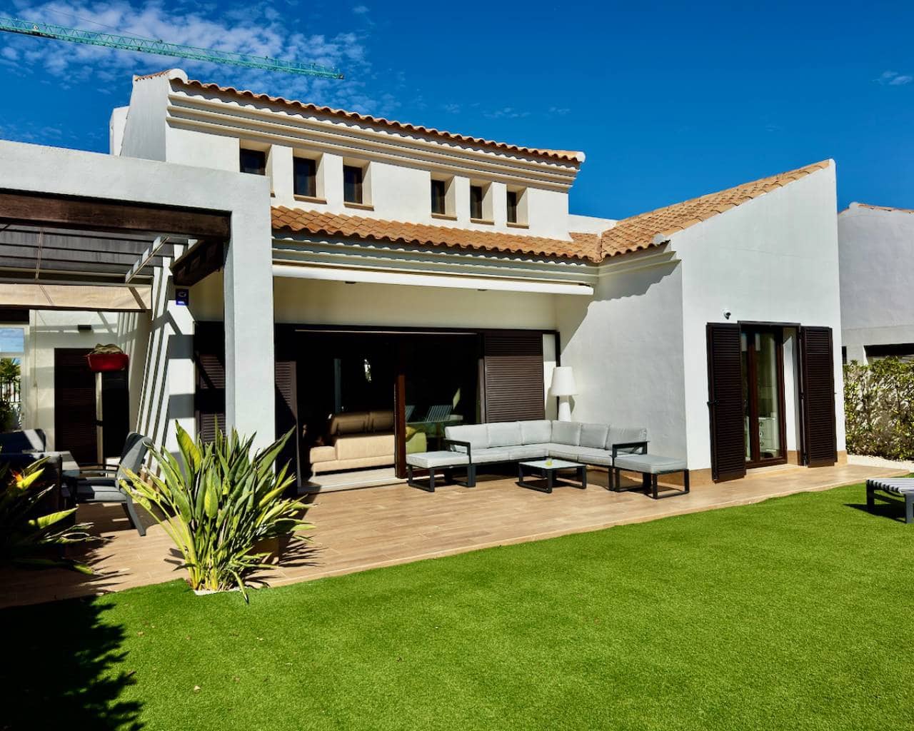 3 soveværelse Villa til salg i Algorfa med swimmingpool garage - € 595.000 (Ref: 9328534)