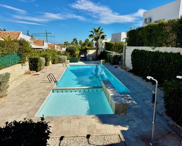 3 bedroom Villa for sale in Algorfa with pool garage - € 595,000 (Ref: 9328534)
