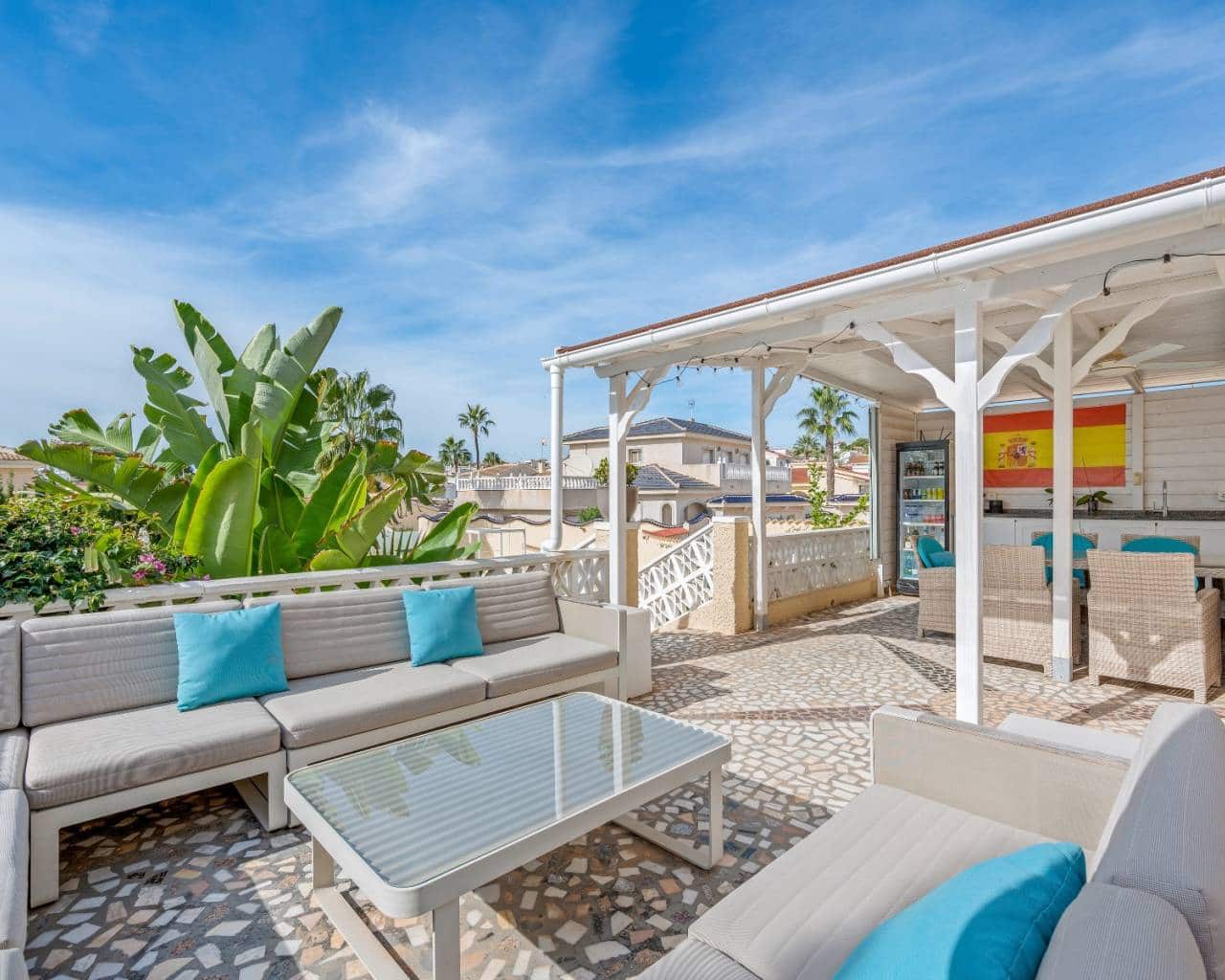 5 bedroom Villa for sale in Ciudad Quesada with pool garage - € 795,000 (Ref: 9348438)