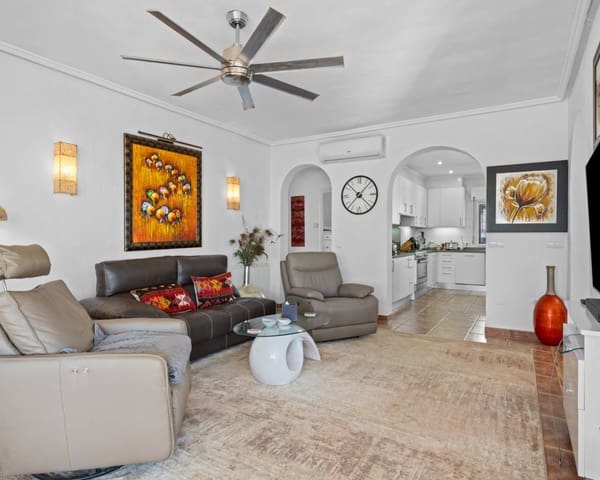 4 Zimmer Villa zu verkaufen in Ciudad Quesada, Rojales mit Pool Garage - 650.000 € (Ref: 9352898)