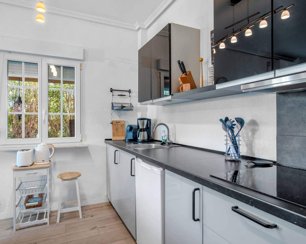 10 sypialnia Willa na sprzedaż w Los Montesinos z basenem garażem - 995 000 € (Ref: 9360676)