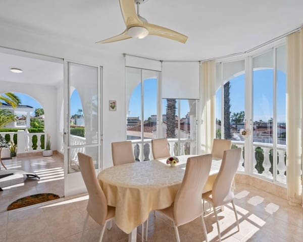 4 camera da letto Villa in vendita in Ciudad Quesada, Rojales con piscina garage - 850.000 € (Rif: 9378271)