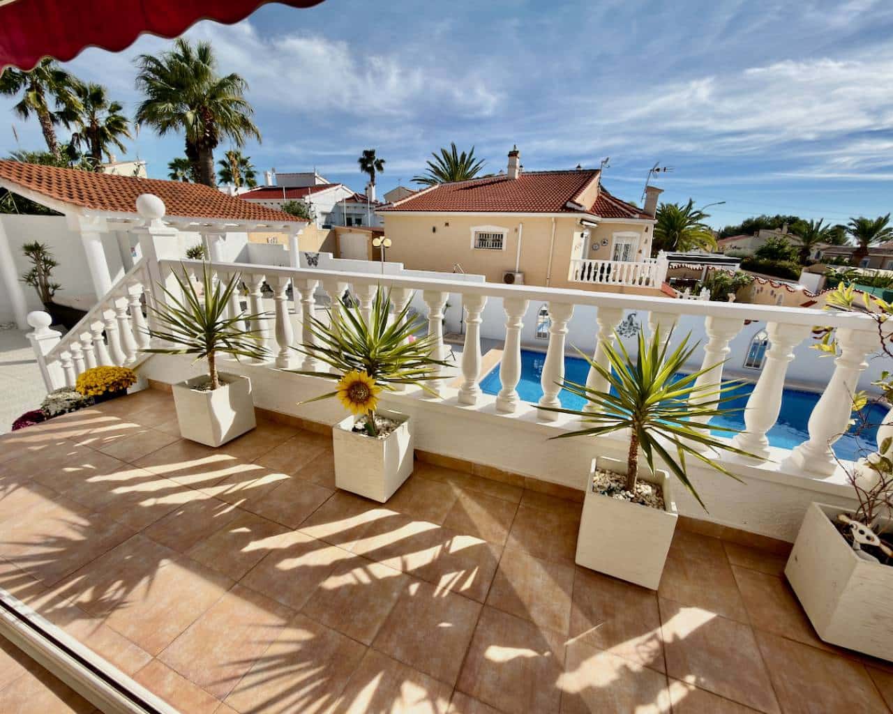 4 bedroom Villa for sale in Ciudad Quesada with pool garage - € 485,000 (Ref: 9378378)