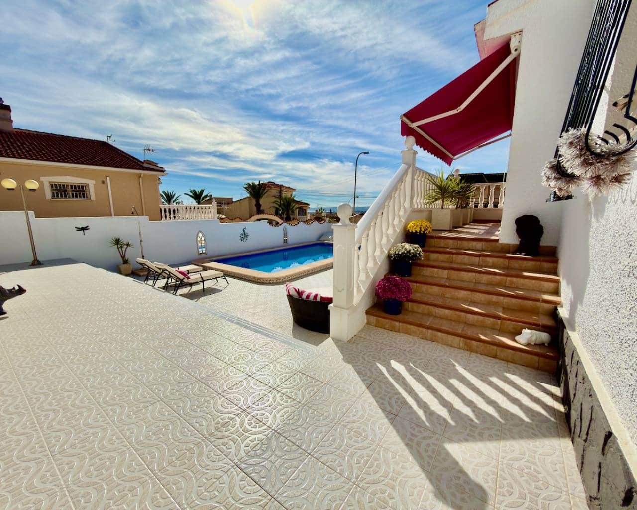 4 bedroom Villa for sale in Ciudad Quesada with pool garage - € 485,000 (Ref: 9378378)