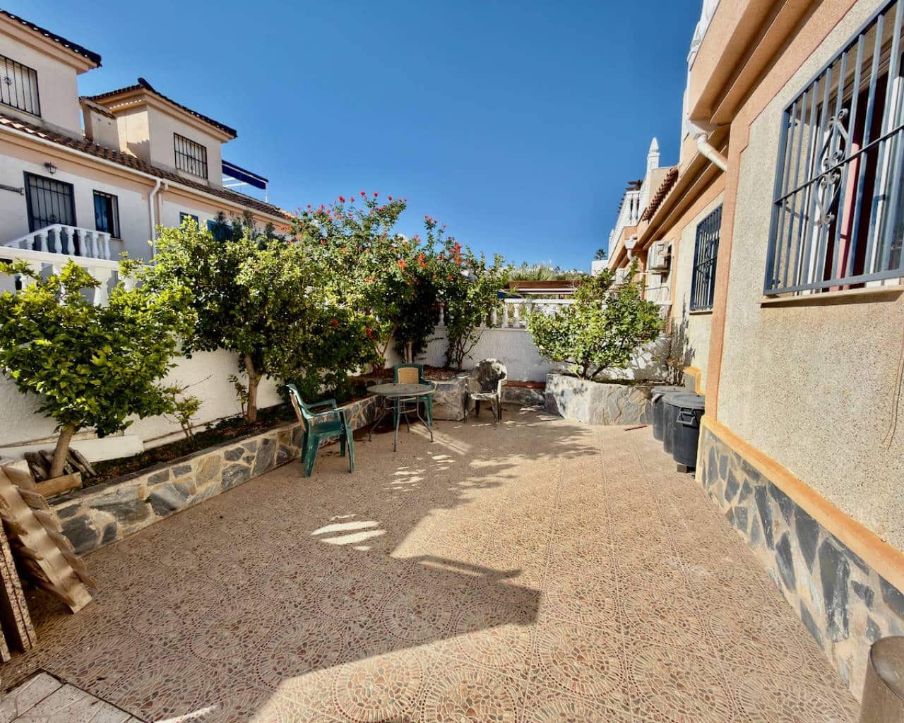 Chalet de 3 habitaciones en Ciudad Quesada en venta con piscina garaje - 200.000 € (Ref: 9396702)