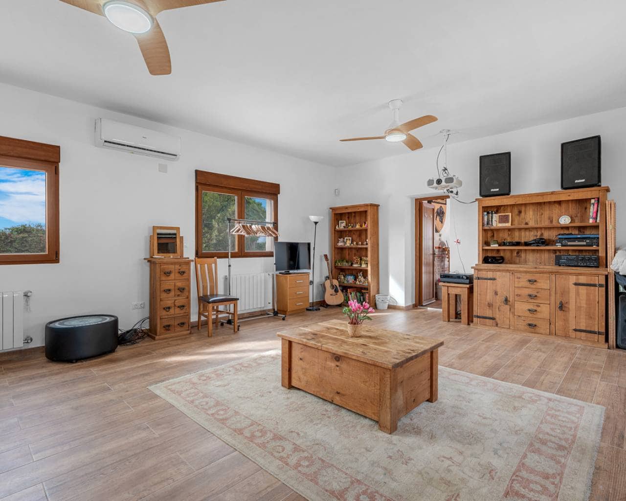 4 soverom Villa til salgs i Orihuela med svømmebasseng garasje - € 850 000 (Ref: 9506248)