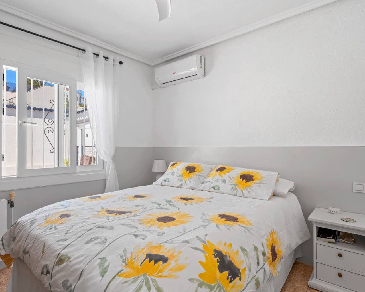 3 chambre Villa/Maison à vendre à Ciudad Quesada avec piscine garage - 599 950 € (Ref: 9665390)