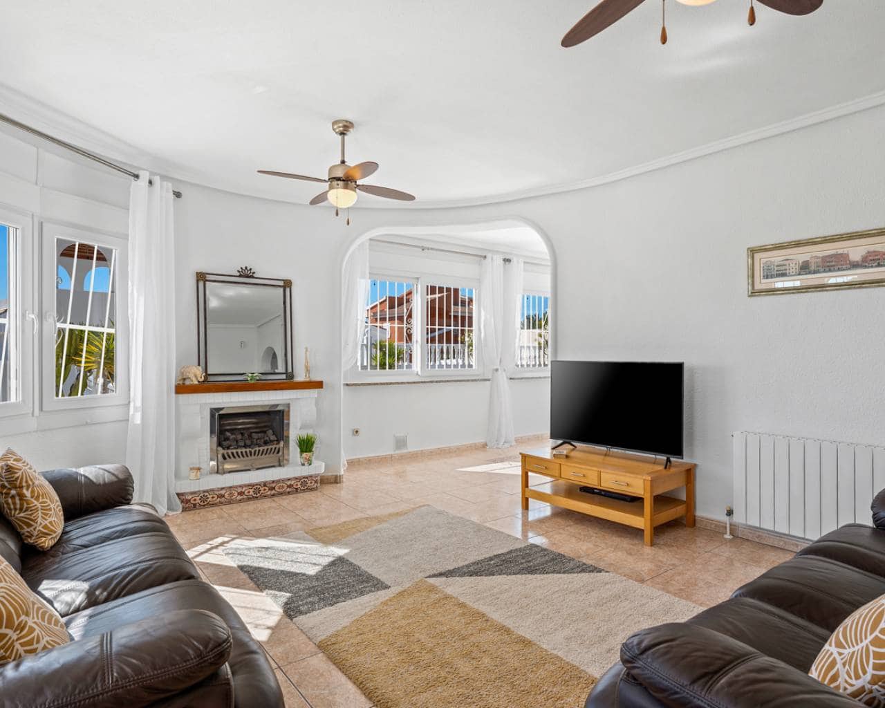 3 chambre Villa/Maison à vendre à Ciudad Quesada avec piscine garage - 599 950 € (Ref: 9665390)