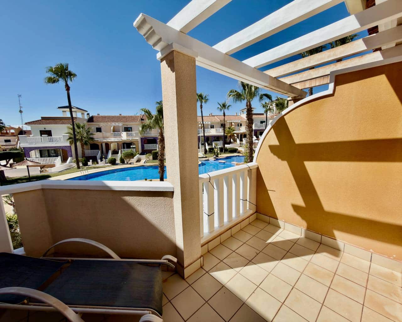 Chalet de 3 habitaciones en Doña Pepa en venta con piscina garaje - 340.000 € (Ref: 9685217)