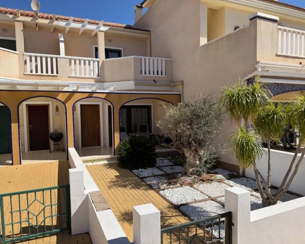 Chalet de 3 habitaciones en Doña Pepa, Rojales en venta con piscina garaje - 340.000 € (Ref: 9685217)